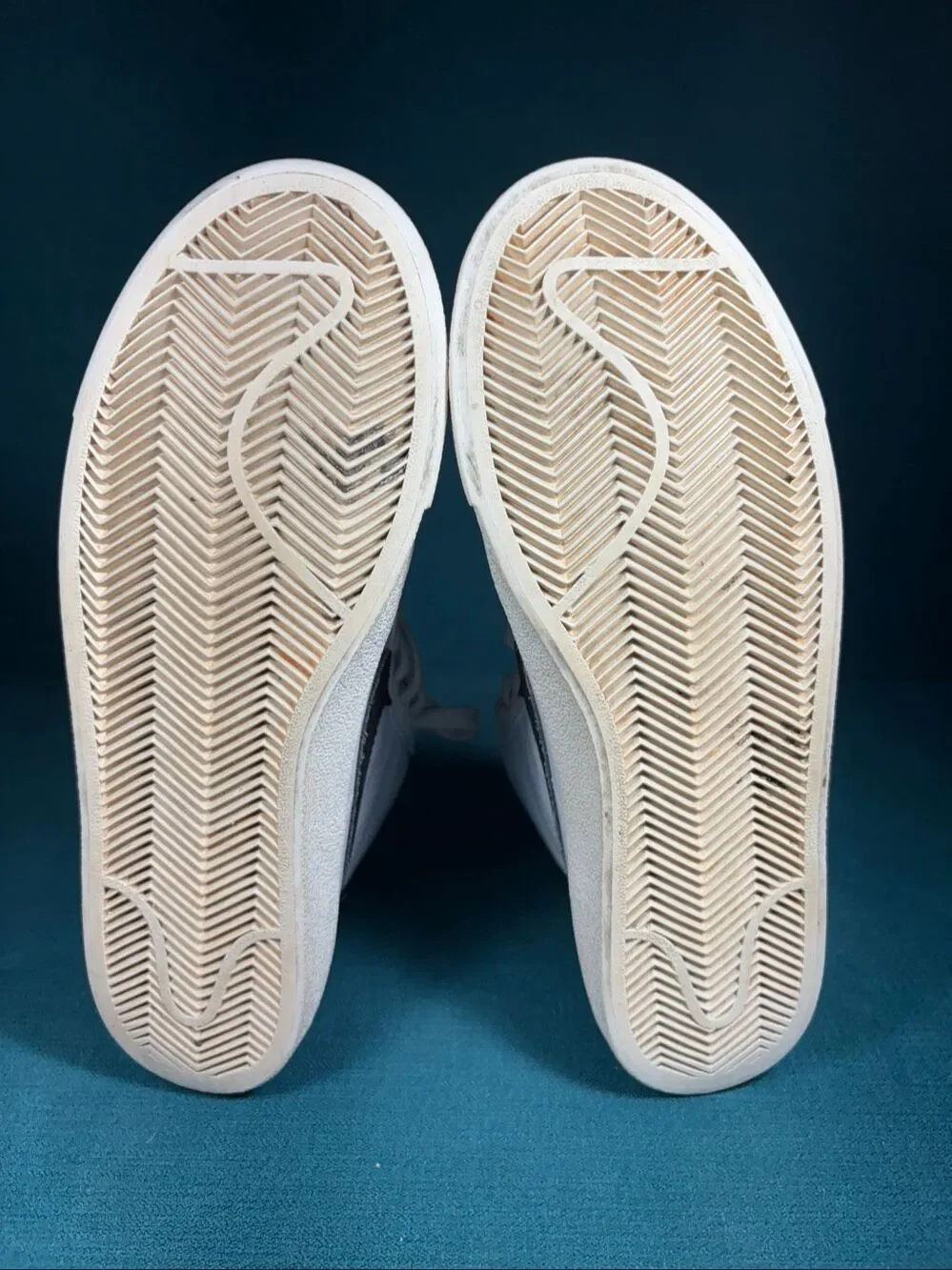 Nike Blazer Mid 77 Vintage White Black Mens Size 6 / Womens 7.5 BQ6806-100